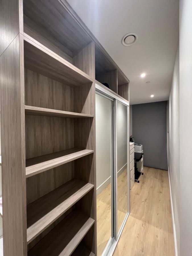 הית'רו London Heathrow Airport Apartment Voyager House Terminal 12345 - Ev Electric And Parking Available מראה חיצוני תמונה